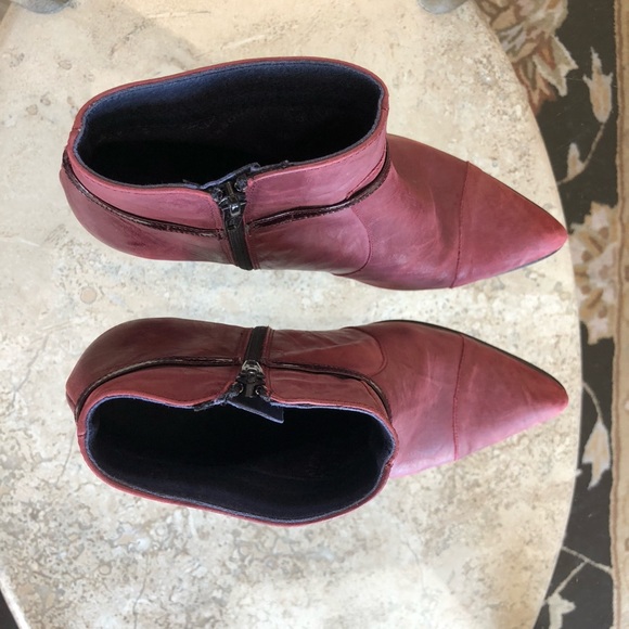 Dorking, Women’s 7.5 -38 Euro, Lightweight Leather Ankle Boots, Side Zip, GUC - Picture 5 of 16